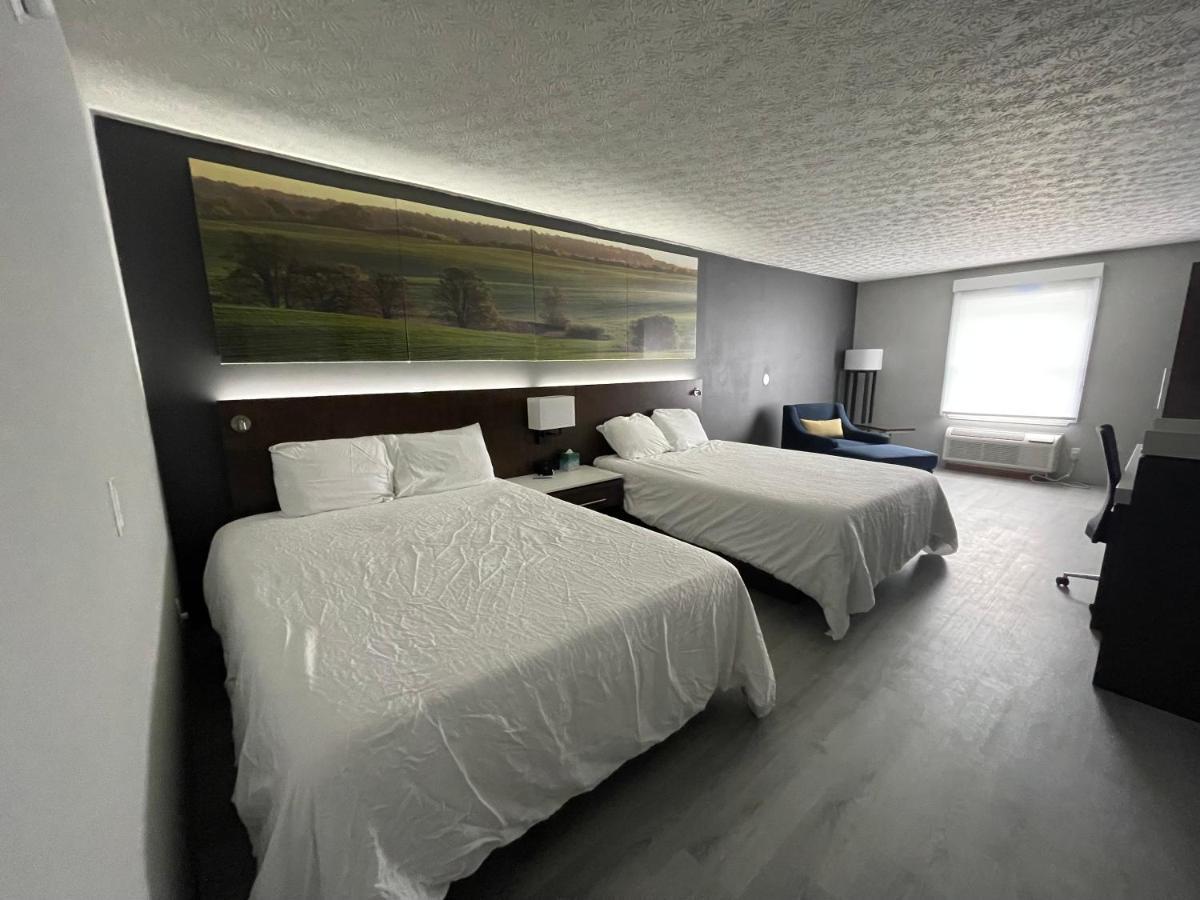 Luxor Inn & Suites, A Travelodge By Wyndham Elkins Exterior foto