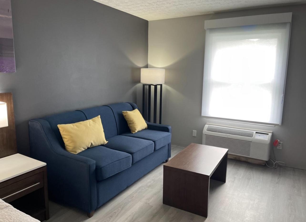 Luxor Inn & Suites, A Travelodge By Wyndham Elkins Exterior foto